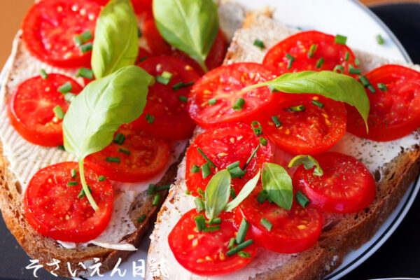 ミニトマト、バジルパン