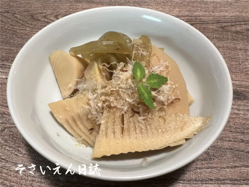 たけのことフキの煮物